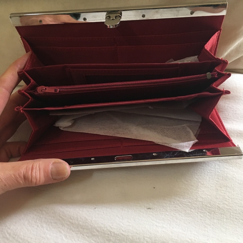 Wallet - Picture 3 of 4
